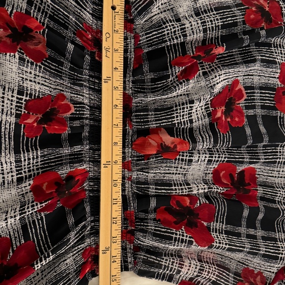 Floral Plaid Smocked Long Sleeve Dress - Picture 7 of 9